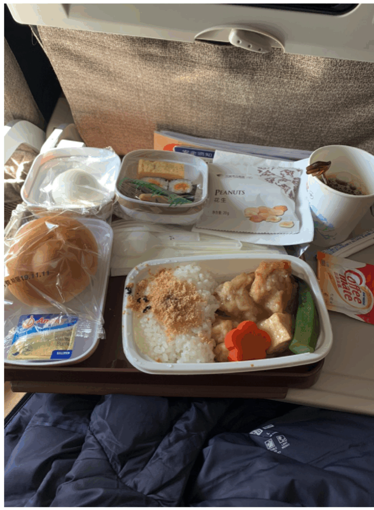 中国東方航空の機内食